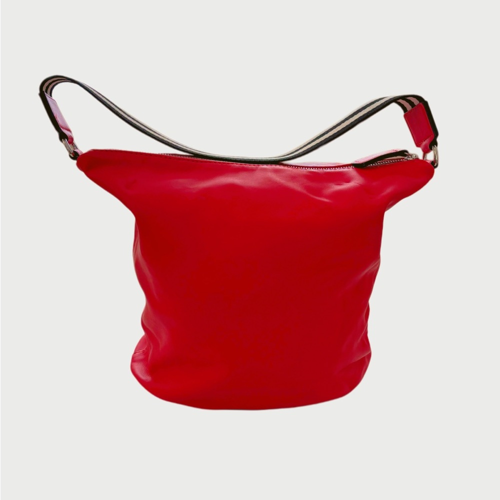 Vintage Guess 1981 Red Soft Leather Shoulder Bag - Picture 3 of 11